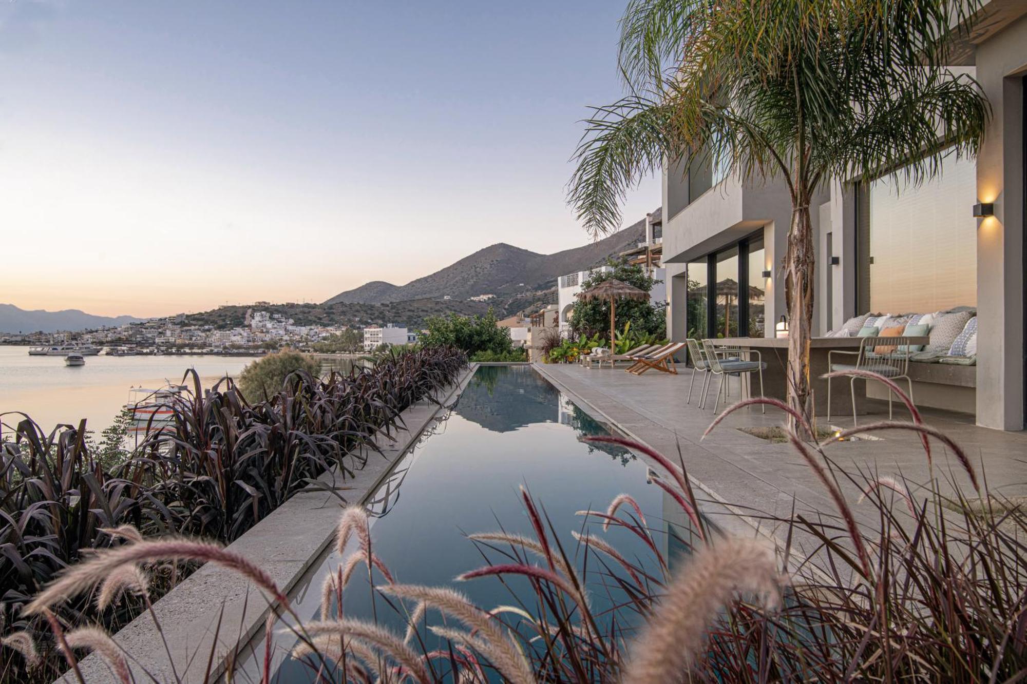 Elounda Gulf Sunrise Villa Exteriör bild